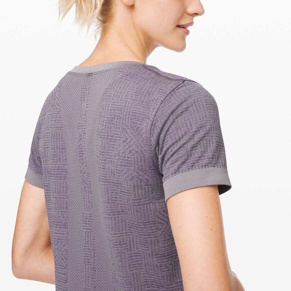 Lululemon Swiftly Relaxed Top XS Small Short Sleeve Purple Quartz Grey Tee Shirt - Picture 8 of 11